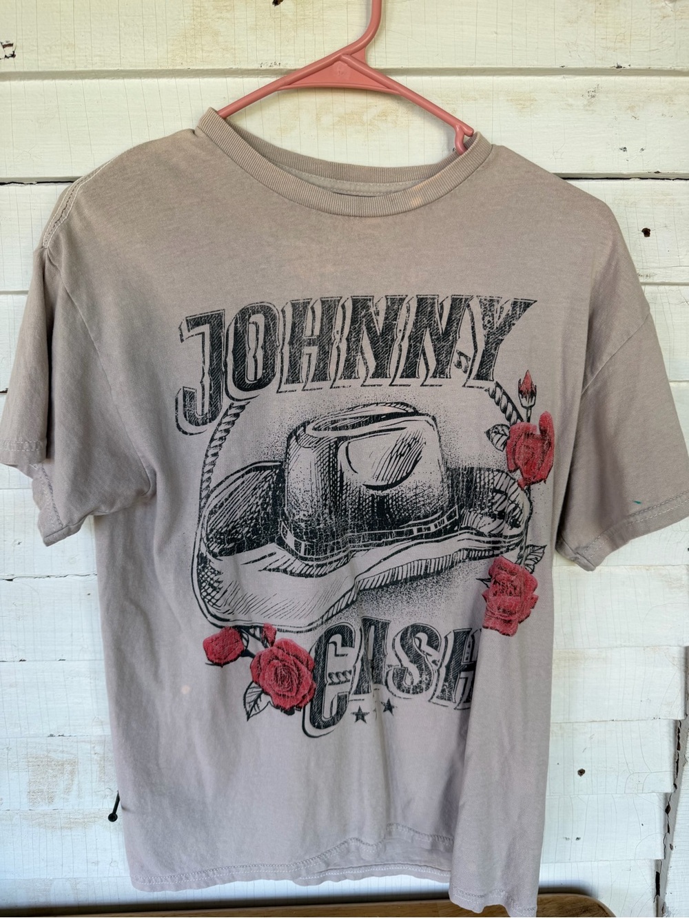 Ash Beige Johnny Cash Graphic Tee with Red Rose Accents